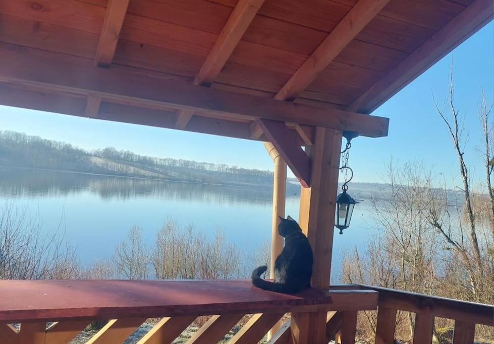 Le De La Femme Du Pecheur Chalet